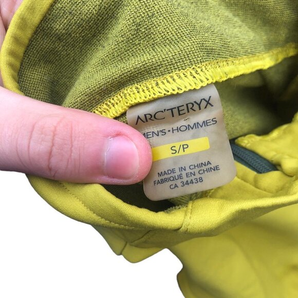 VINTAGE Arc'Teryx Jacket Small Lime/Yellow - Picture 13 of 13